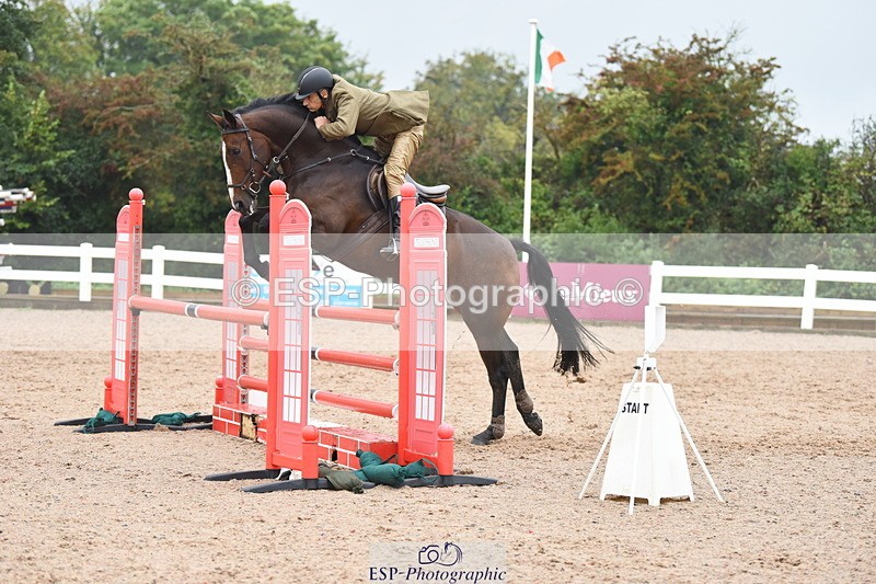 230917A-140930-07297 - Cls 36 1.05m Amateur Qualifier