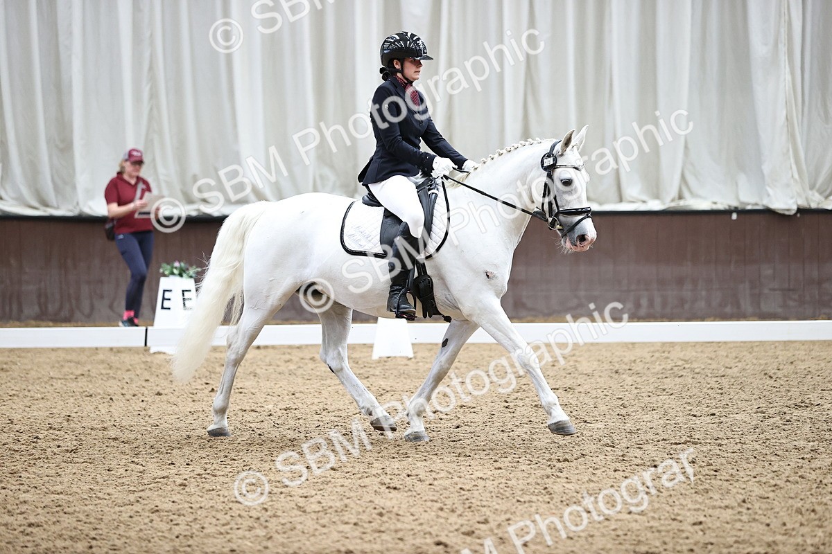 SBM_001987 - Novice 4 - 11.15-13.22
