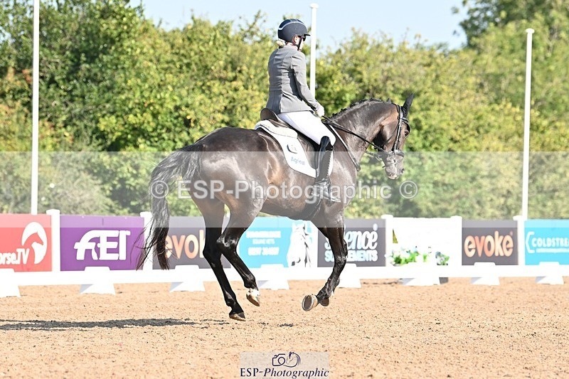 250816-093814-02636 - 094-Alicia.GriffithsSeagry.Danita