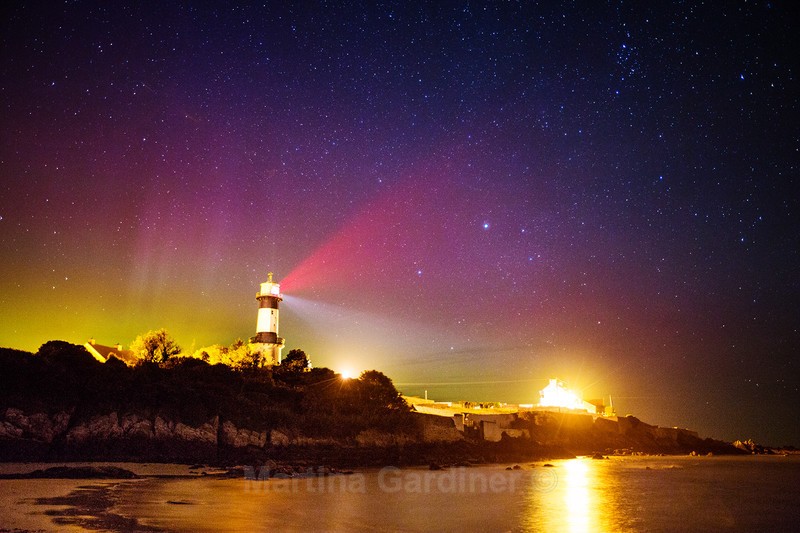 Shroove Lighthouse Aurora - Ireland by Night