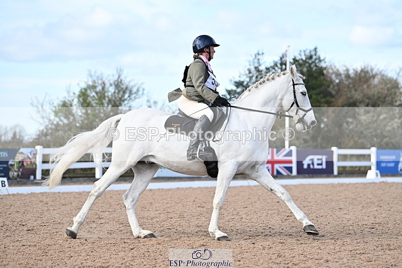 240324A-135928-03562 - Novice 28, 13.00 to 14.00