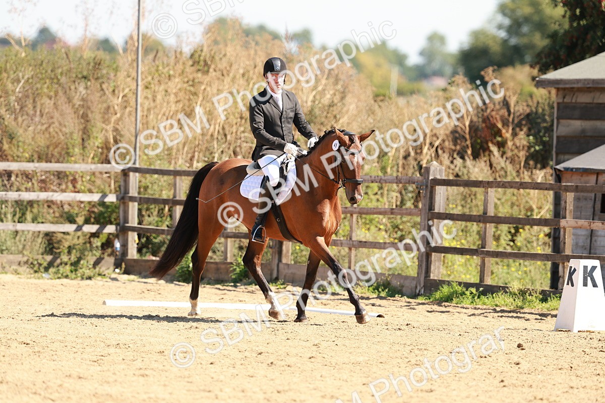 SBM_011051 - Class 6 - Novice 1