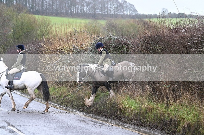 WJ7_7093 - Crossing A Camera