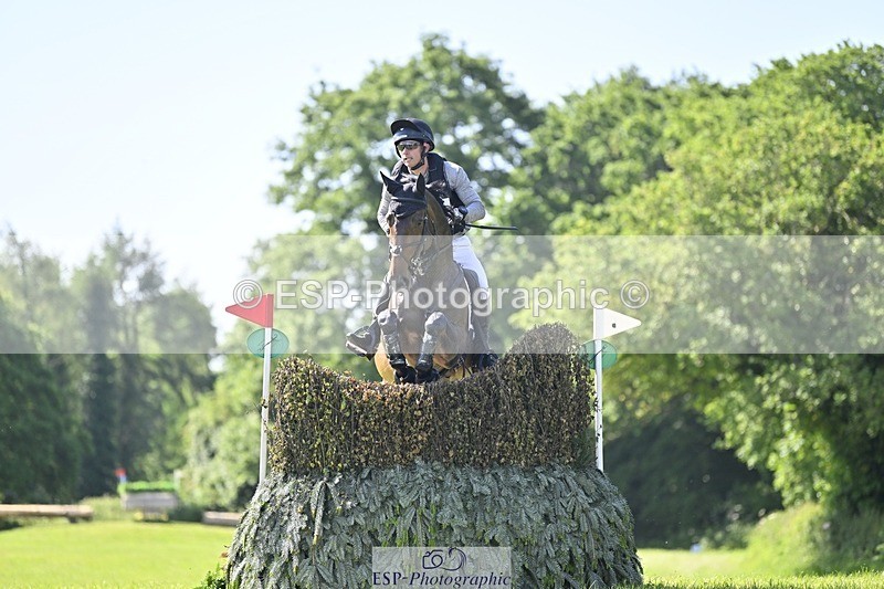 240525-093955-11954 - 303-KILLEENHOUSESTUD_OBOS_16-Tom_D_Crisp