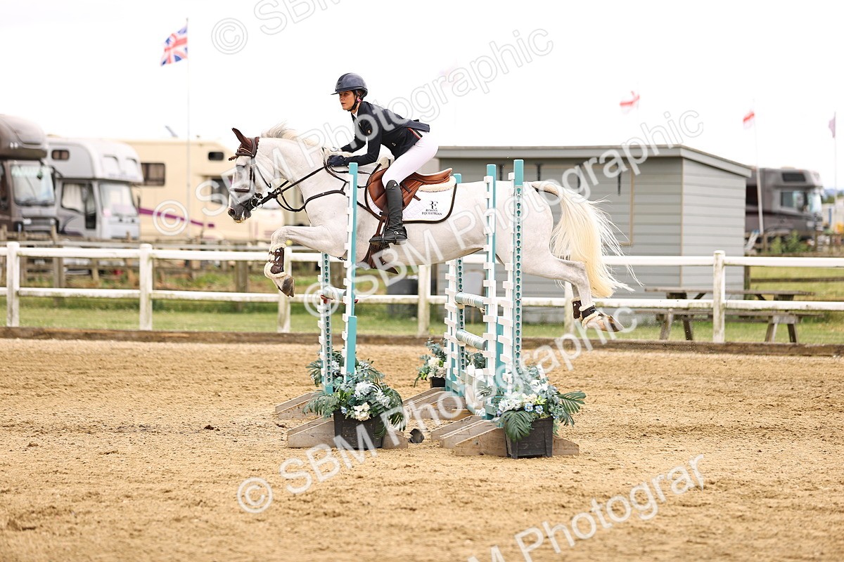 SBM_003323 - Class 21 - Senior Newcomers - 1.10m
