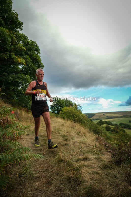 DSCF5372 - Reeth Fell race seniors