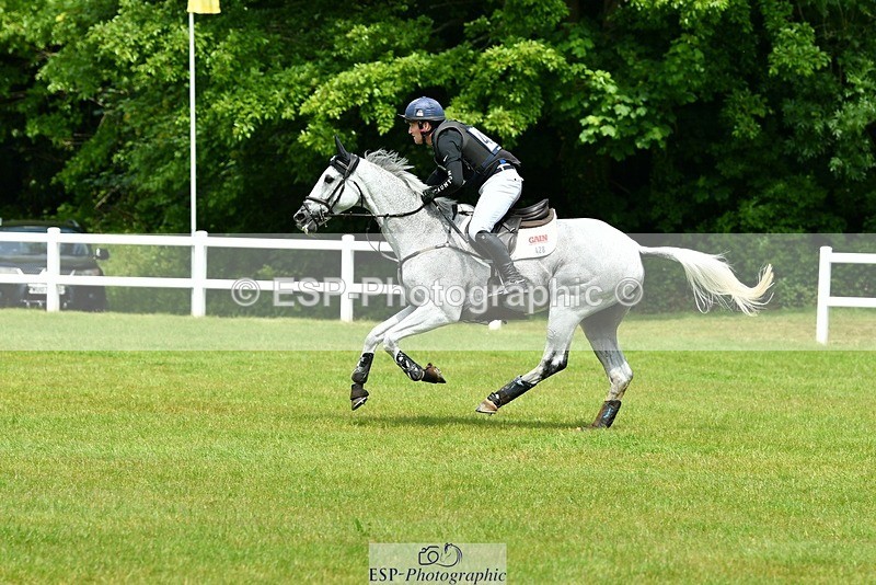 230528-130744-17141 - 428-SWALLOW_SPRINGS-Oliver_Townend-XC