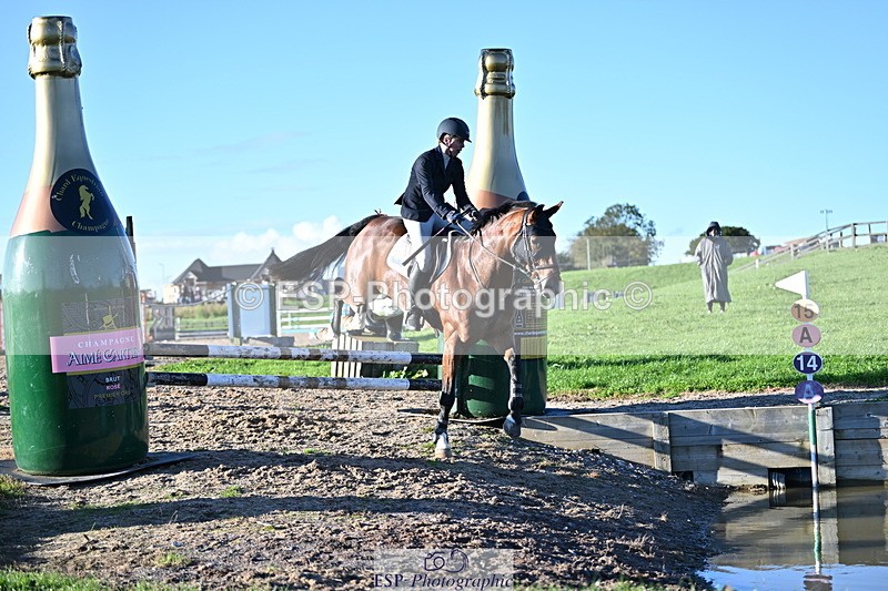 240912A-175227-02763 - Cls 7 Snr 90cm Open Speed Derby