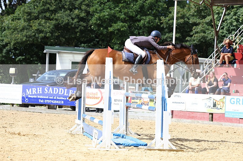 3E7A1647 - Class 13: Senior Newcomers/1.10m open