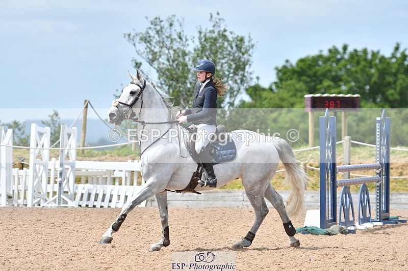 240609A-114817-04753 - Cls 17 Snr 1.05m Open