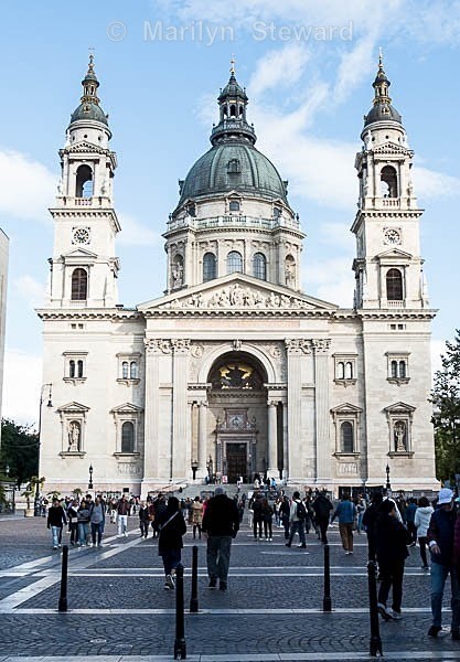Budapest, St. Stephen's church. - Capitals of Eastern Europe