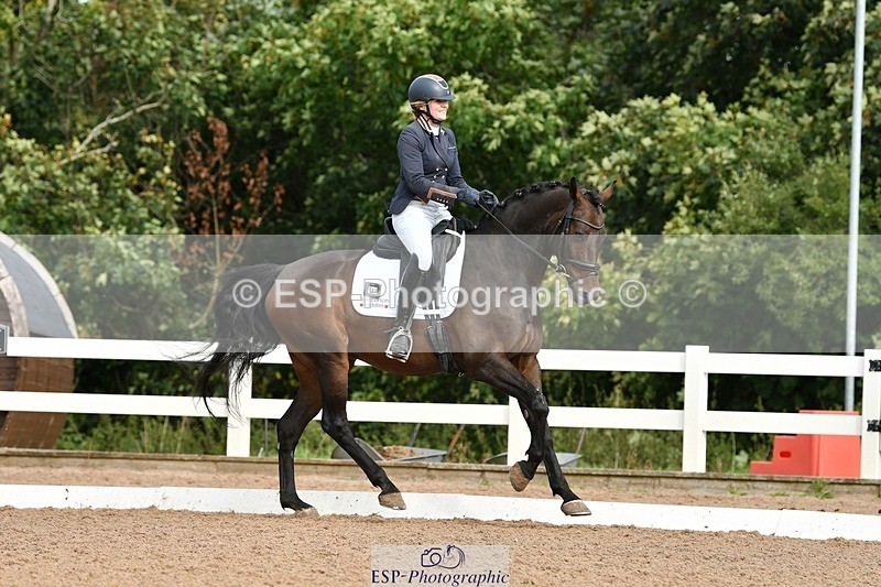 250906-100728-00585 - 098-Lucie.StokoeDionis