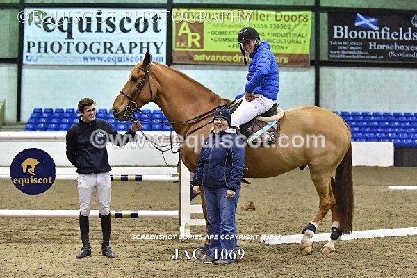 JAC_1069 - 14TH NOVEMBER 2017 - GEORGE & JAMES WHITAKER DEMO - MORRIS EC