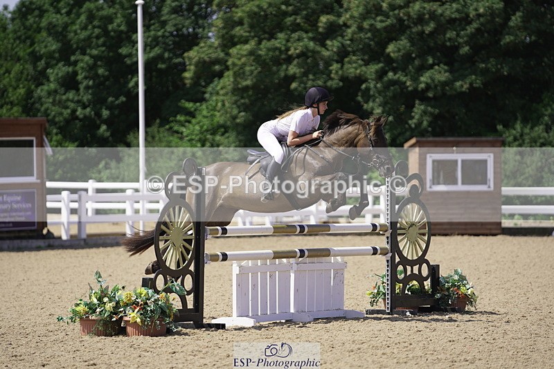 230625A-113524-03700 - Cls 3 Pony Bright Star and 148cm