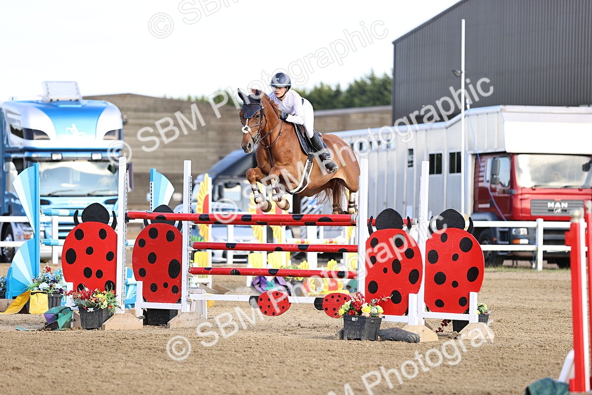 SBM_012372 - Class 11 - National 1.40m Open