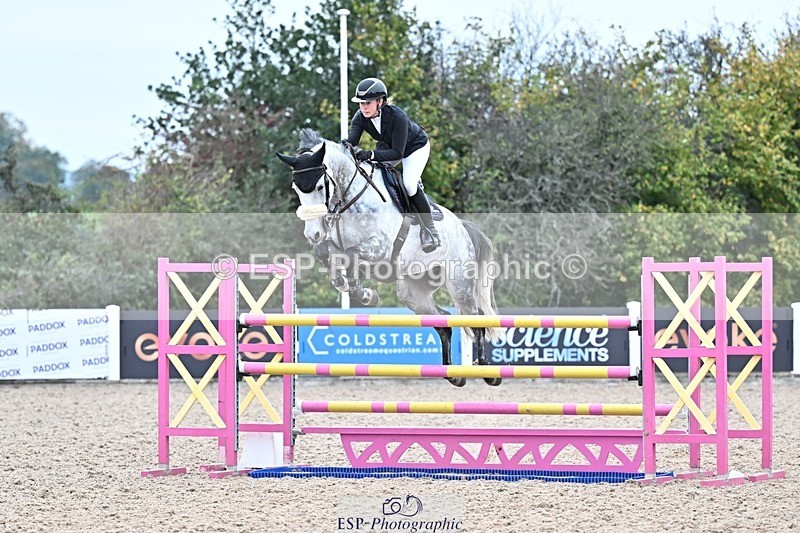 251015-151405-00860 - Cls 6 Foxhunter and 1.20m Open