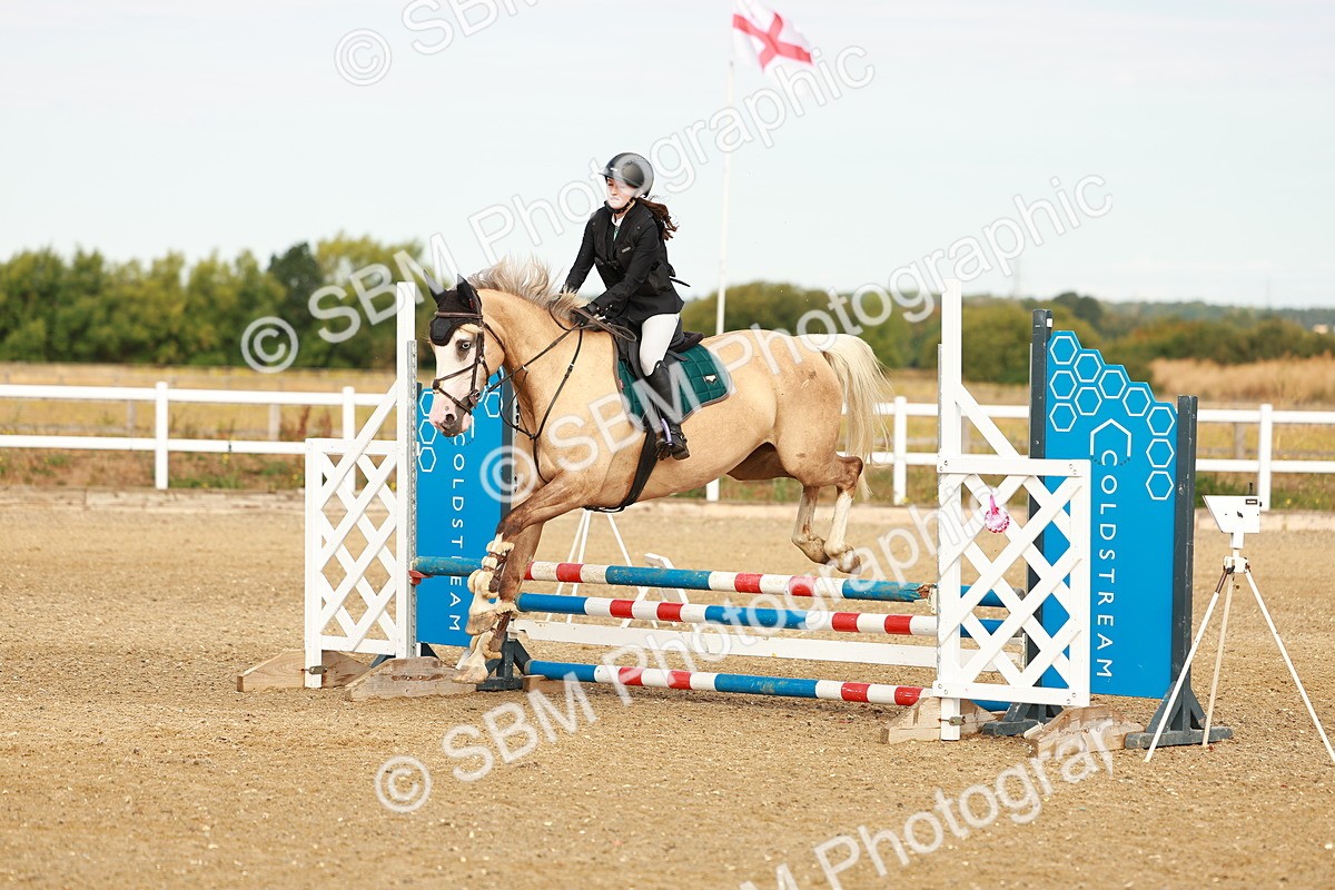 SBM_002054 - Class 8 - Clear Round