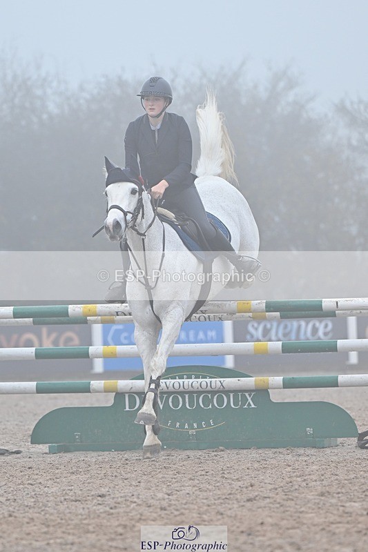 251115-123838-01028 - Cls 10 Pony Foxhunter and 1.10m Open