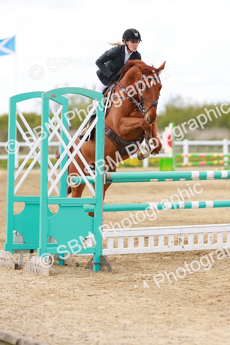 SBM_001977 - Class 4 - Senior Newcomers - 1.10m