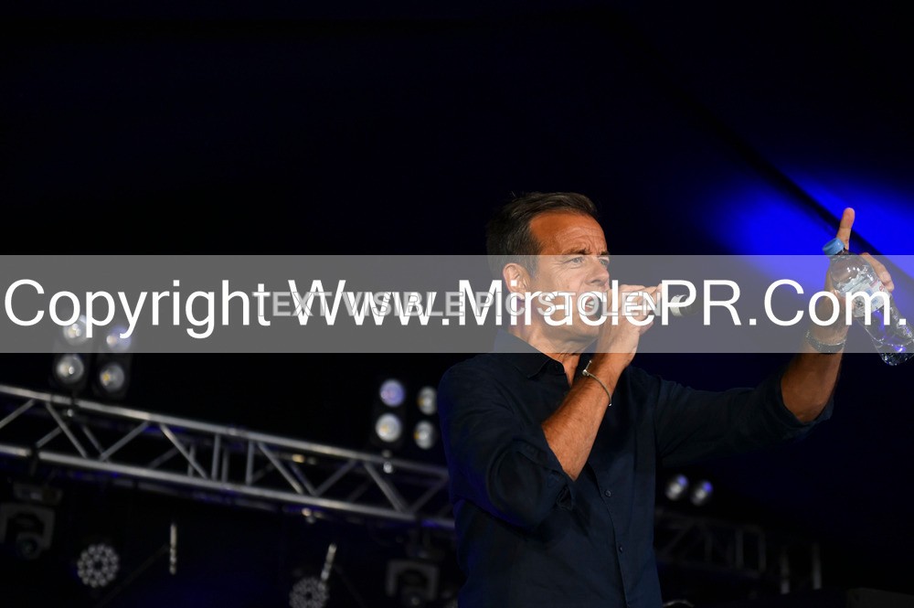 SH4_8250 - Pat Sharp.