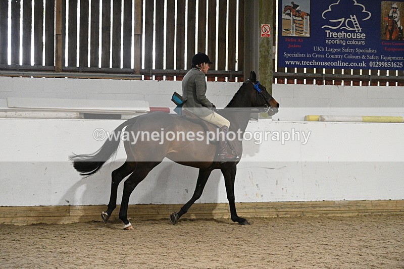 WJ7_4320 - Class 17 Ridden Cob