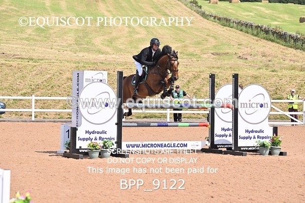 BPP_9122 - CLASS 21 SAT Redpost Equestrian Senior Foxhunter/1.20m Open