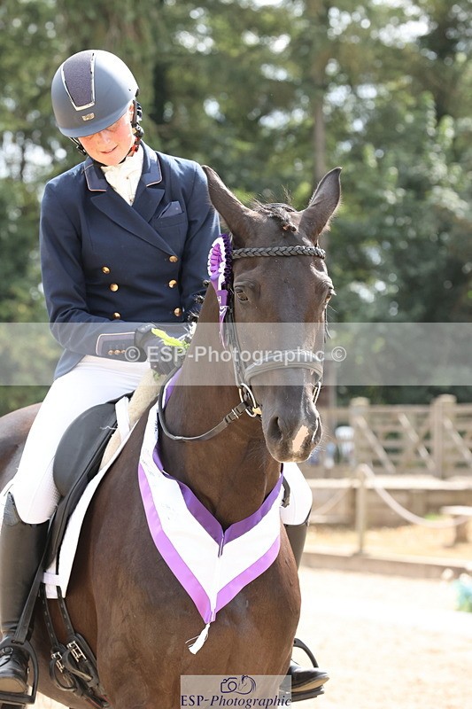 250809A-155351-04655 - Elementary SILVER Presentations