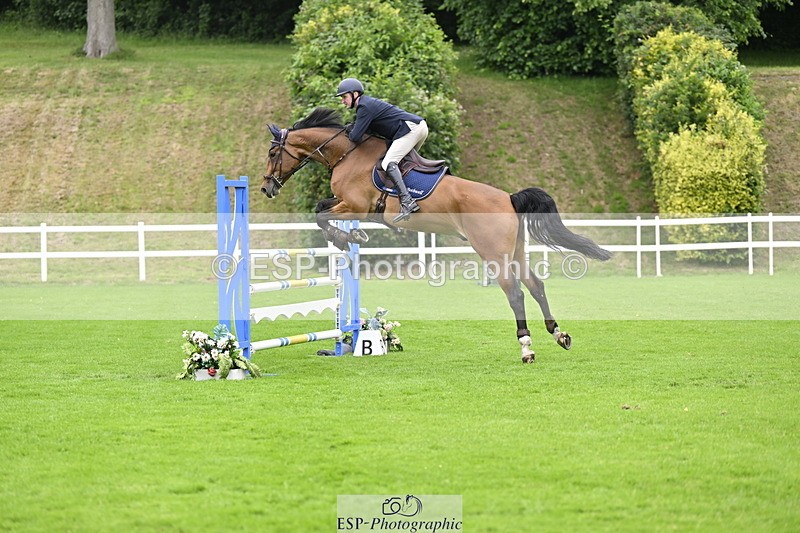 250613A-131221-02108 - Cls 3 Snr Foxhunter