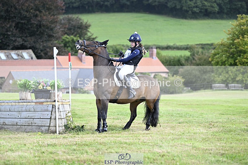 240825X-101004-31283 - 70cm XC 10.00 to 11.00