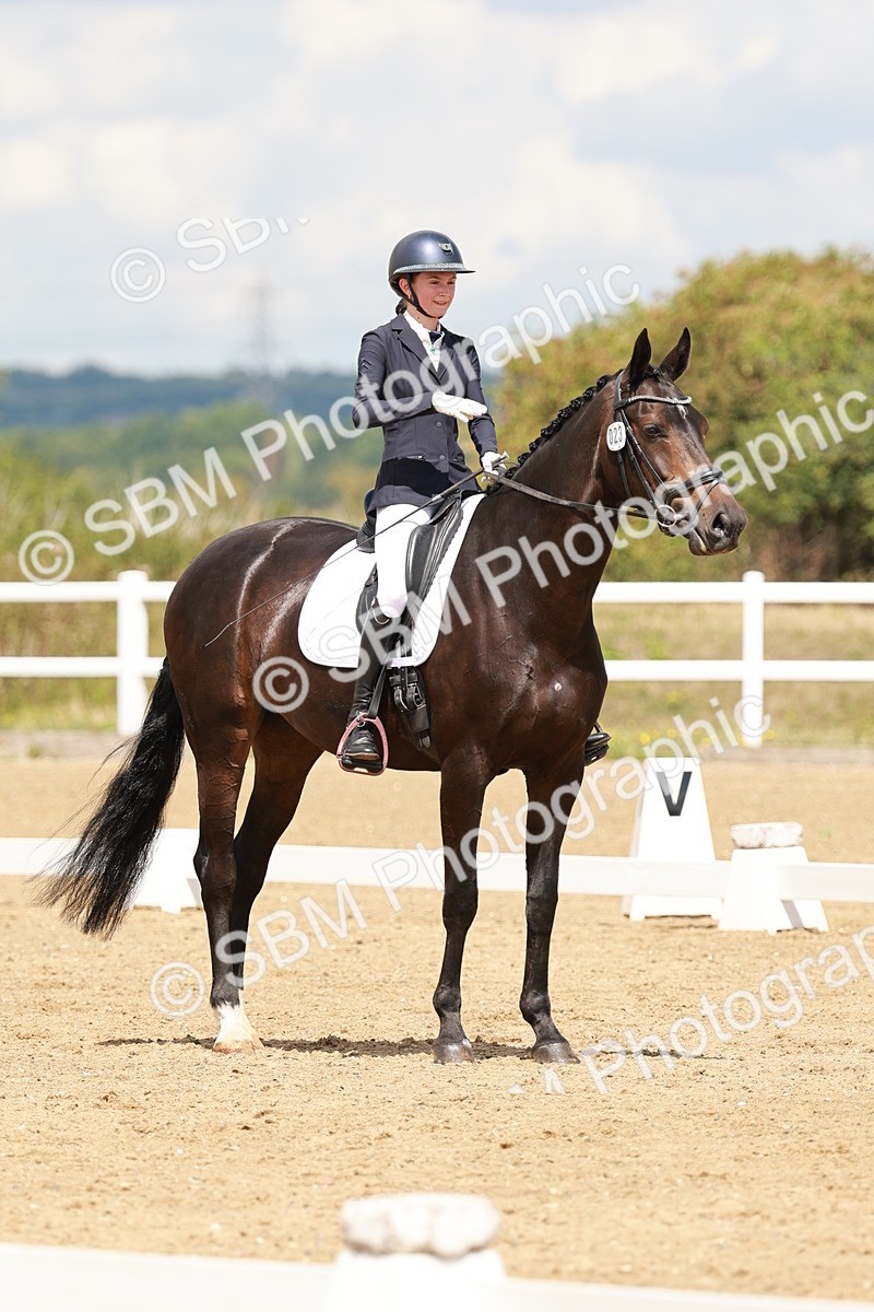 SBM_000917 - Class 4 - Novice 5