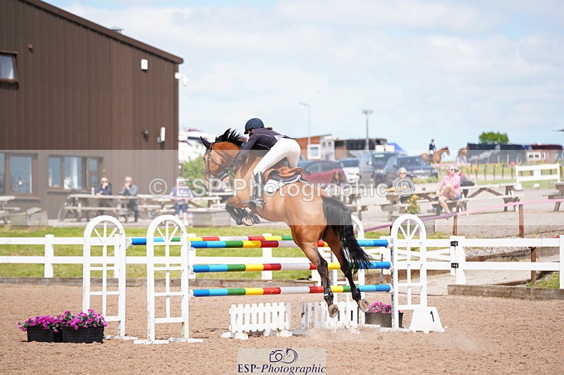 240525A-142358-06571 - Cls 18 National 1.40m