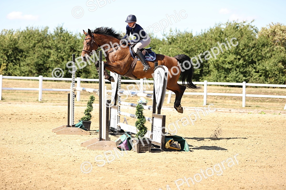 SBM_015412 - Class 16 - Senior foxhunter - 1.20m Open