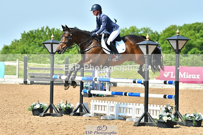 230609A-104655-00172 - Cls 1 Snr 1.05m & 1.10m Open