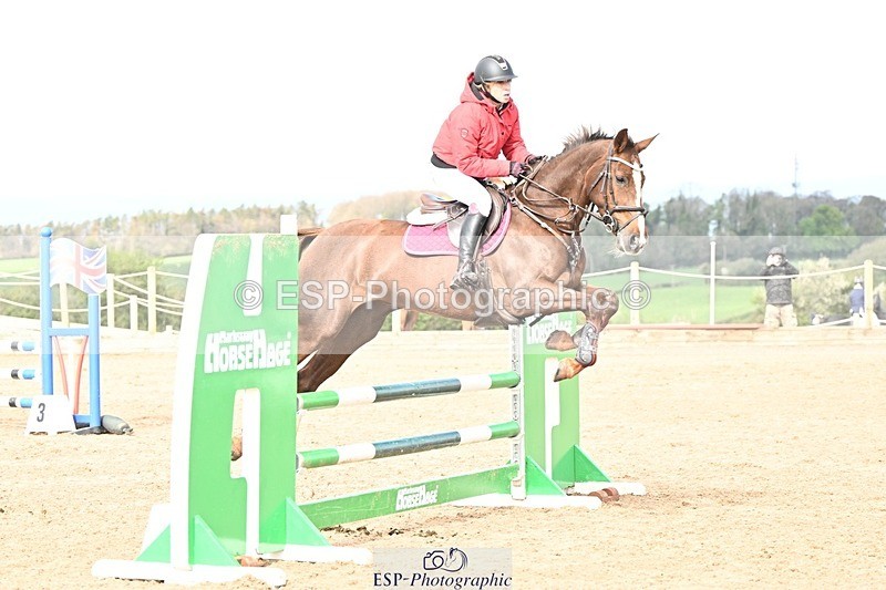 250416-100423-00202 - Cls 1 British Novice and 90cm