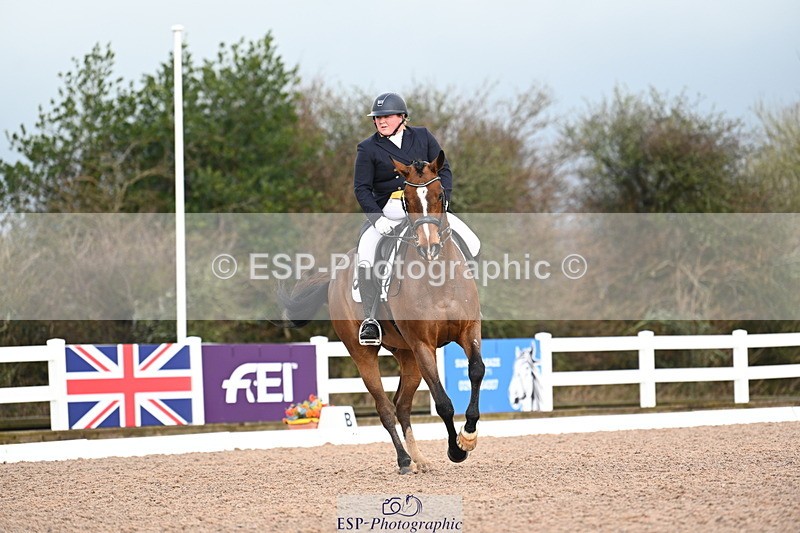 240218A-094209-05208 - 201-Emily.farleigh-Wake.up