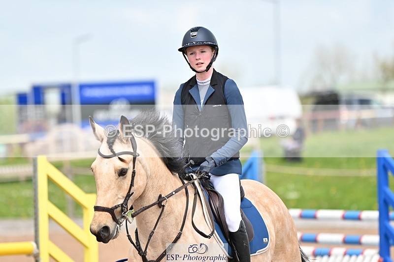 240506A-123603-08719 - Cls 5 Pony Foxhunter & 1.10m Open