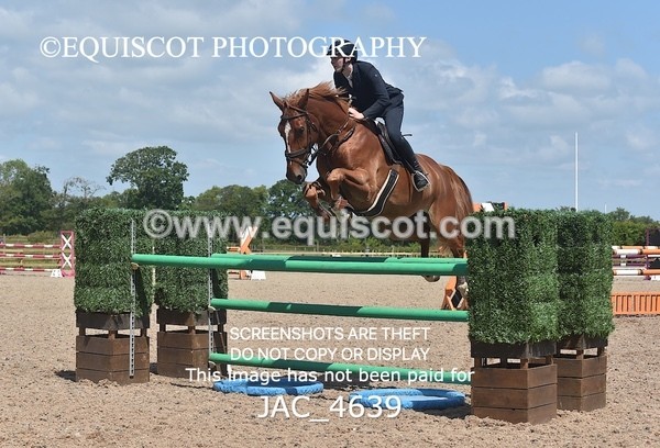 JAC_4639 - CLASS 7 Senior Foxhunter/ 1.20m Open