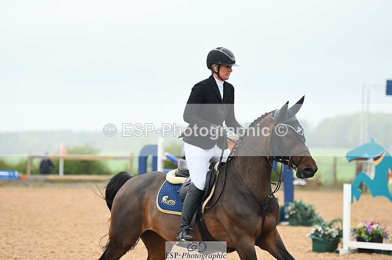 230505A-122850-04010 - Cls 22 Talent Seeker & 7 year old Quali