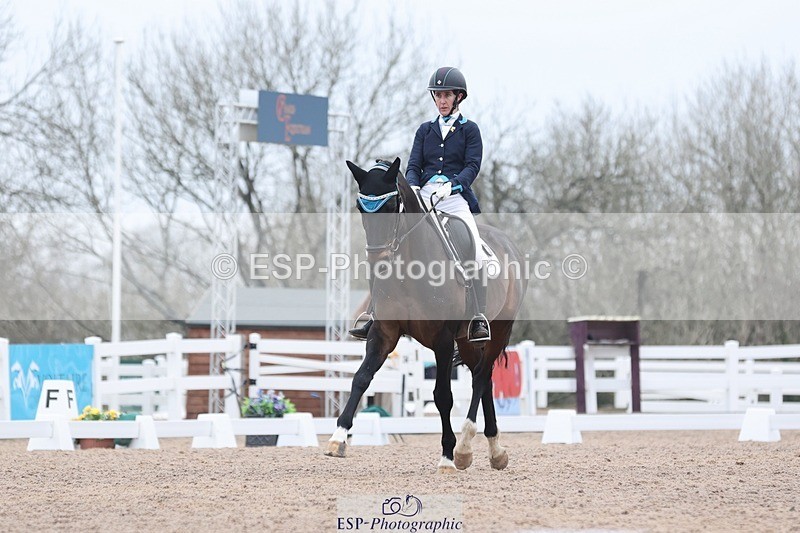 250216-124805-05584 - 249-Alys.Matravers-VORVASHILL.VERTIGO