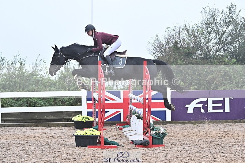 241006A-111159-06402 - Cls 24 95cm Nat Am Quals