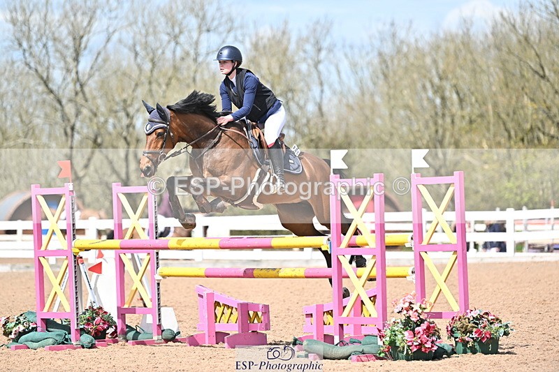 240418A-140023-03675 - Cls 13, 1 Star Bronze Tour 1.10m