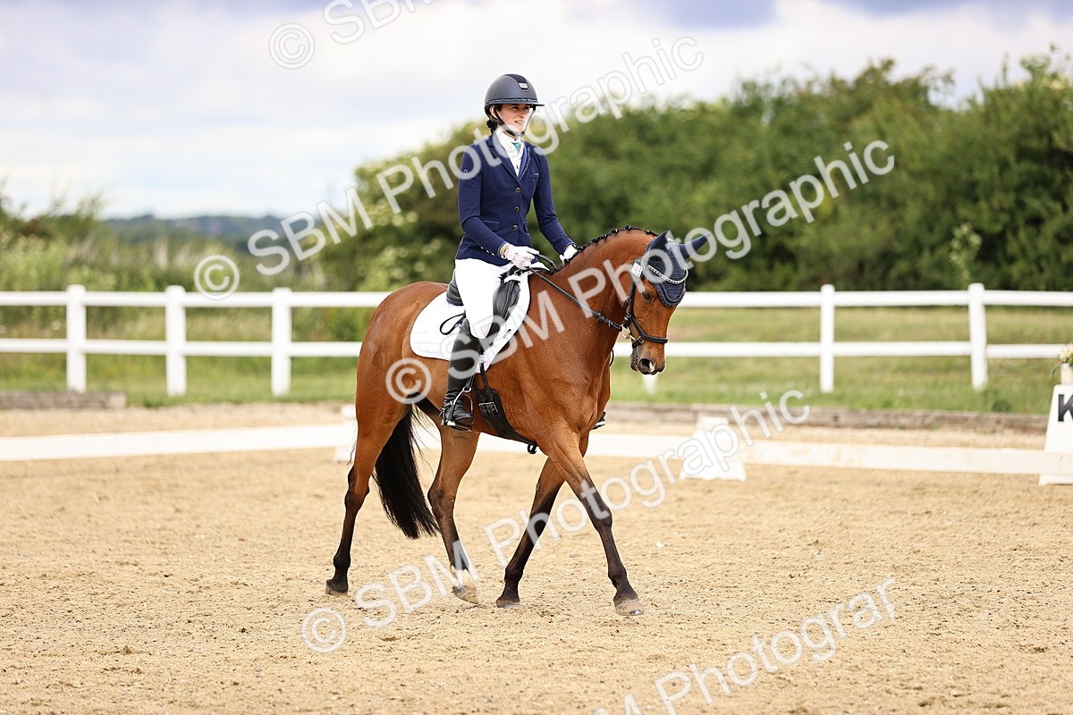 SBM_002805 - Class 2 - Novice 4 - 12.00-13.10
