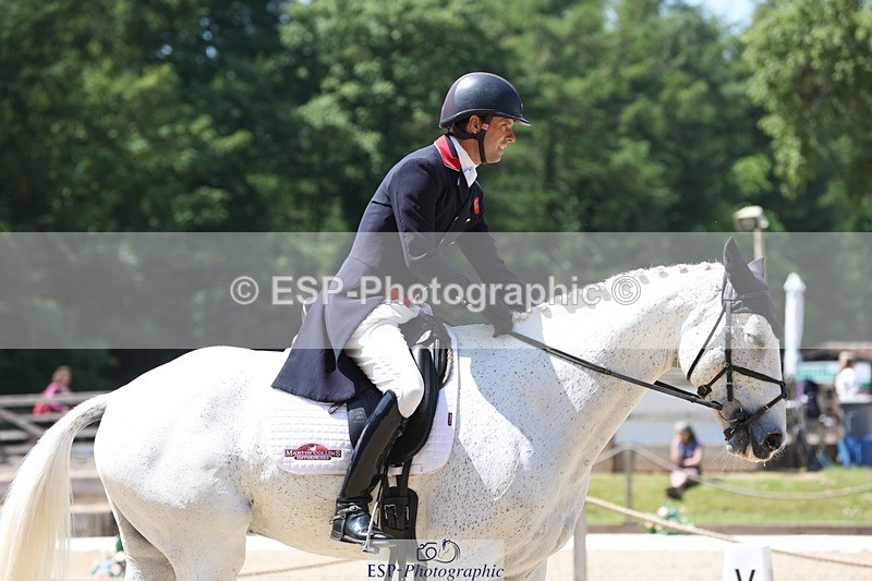 230526-125551-06291 - 163-UVERA_Z-Harry_Meade-WEDTrotUp+DR