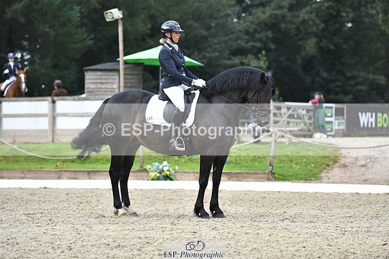 230812-105603-03501 - Cls 6 Novice Silver 10.30 to 11.55 break