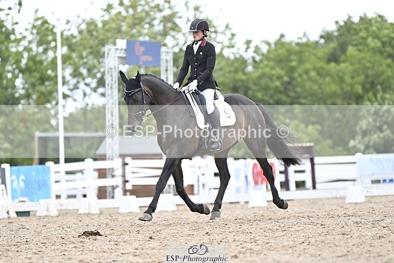 250907-141007-08658 - 100-Adele.RonchettiFamily.Affair