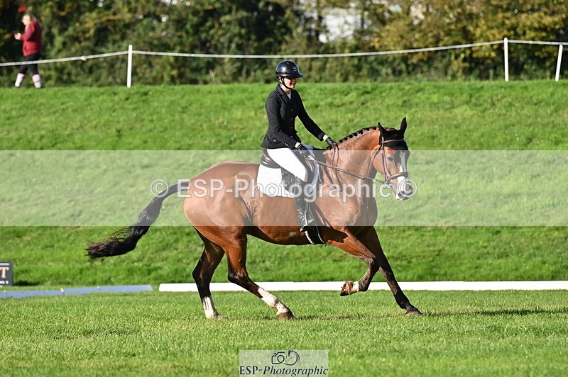 251024A-104800-08139 - F-458-Lucie.Bouchet