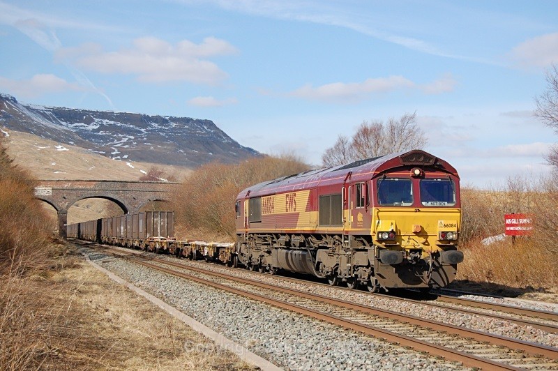 10.3.10 - 66084 4E13 Kirkby Thore - Doncaster, Ais Gill summit. - Ais Gill - Summit