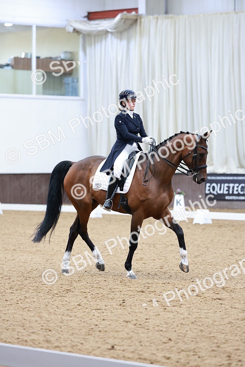 SBM_016089 - Class 5 - FEI INT II - 15.48-17.00