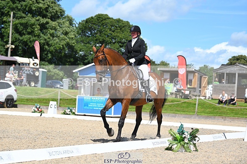 230811-121053-01192 - Cls 4 Adv Medium Silver