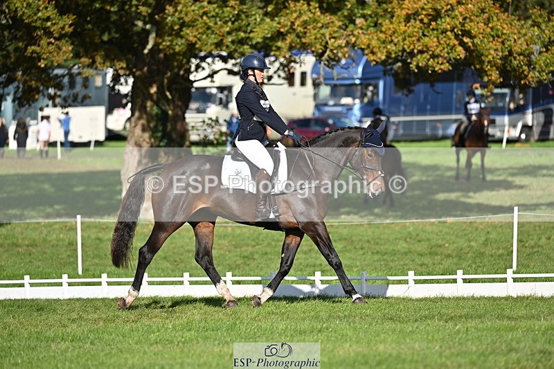 251024A-112516-09650 - G-562-Phoebe.Lagor